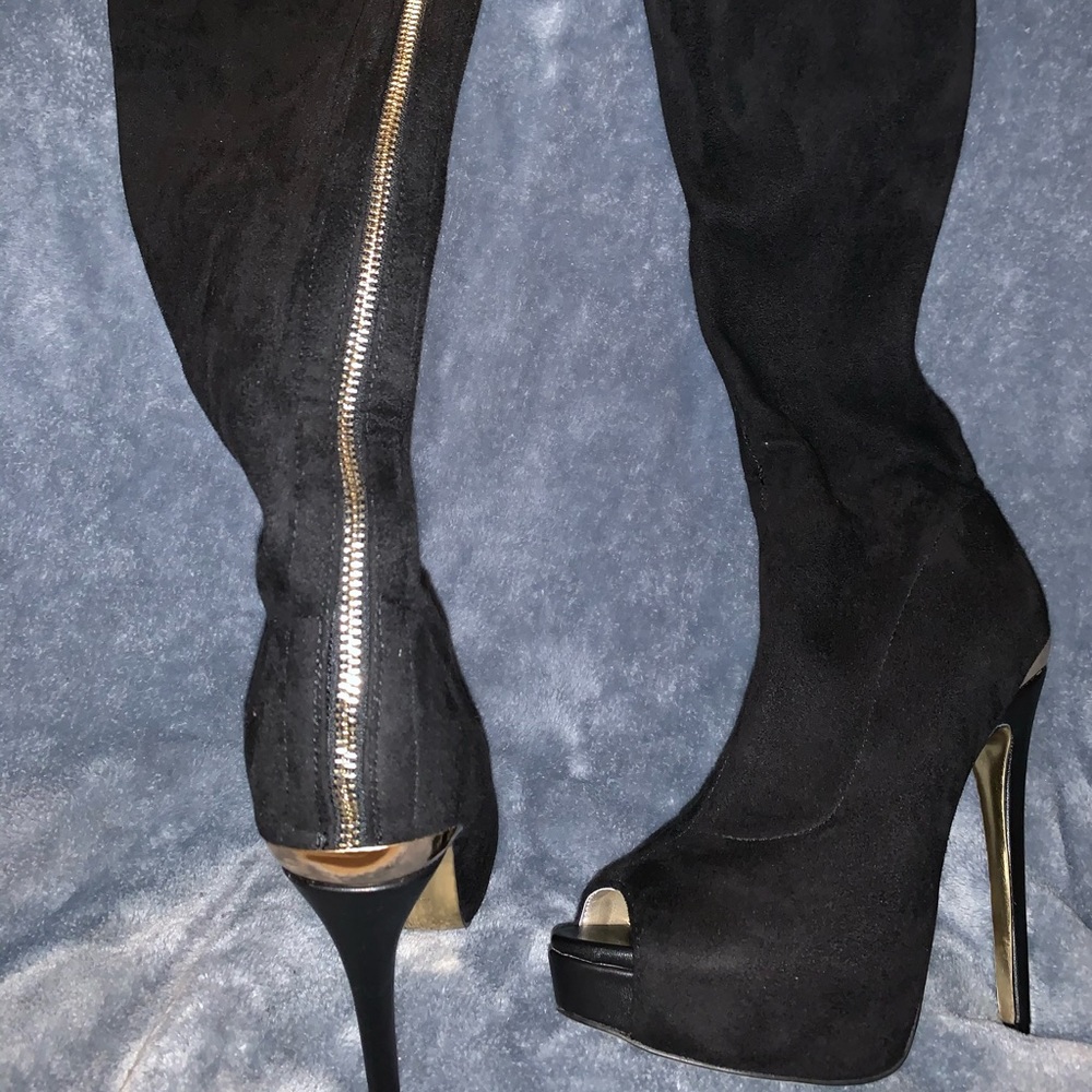 Peep Toe Knee-High Black Suede Boots